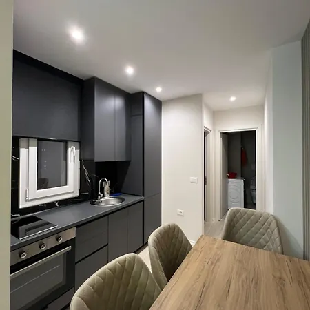 Fabio דירה טיראנה