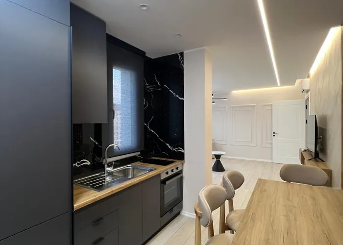 Fabio * טיראנה