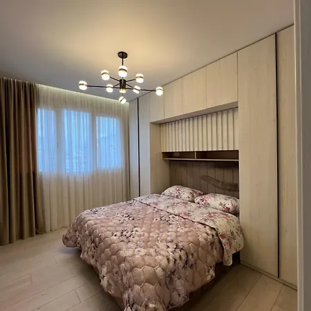 Apartamento Fabio Tirana